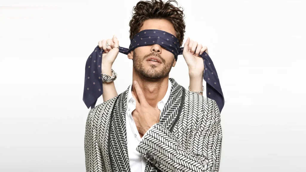 large-image - portfolio design by Salman Razak